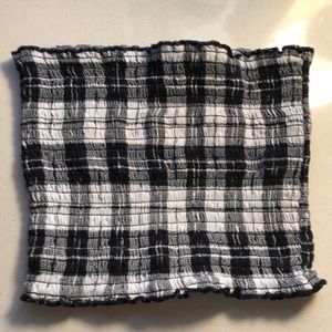 I’m selling a tube top